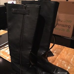Below the knee, low heel riding boots
