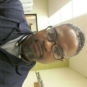 Meet your Posher, Kenneth