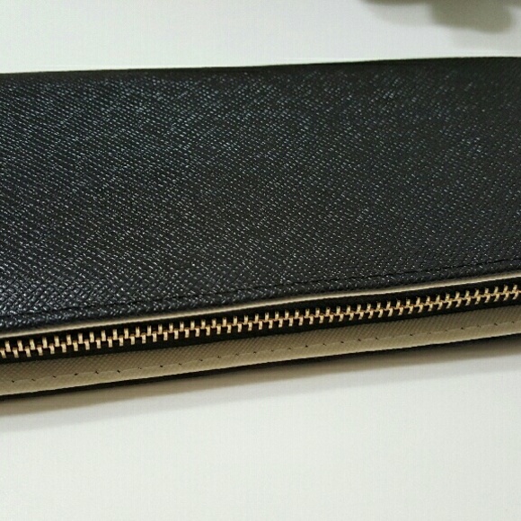 Wallet - Picture 3 of 3