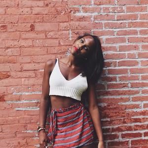 Meet your Posher, Sala