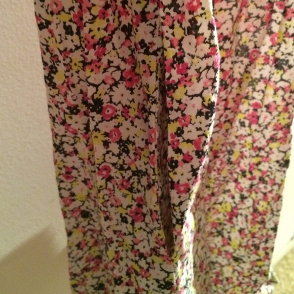 Pink floral dress - Picture 2 of 4