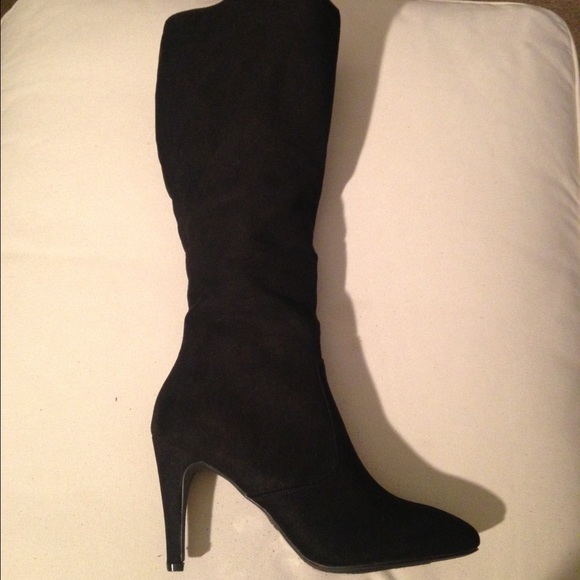 Forever 21 wide calf black kneehi faux suede boots