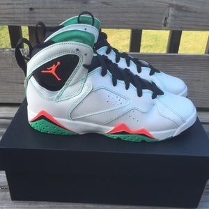 Air Jordan Retro GG