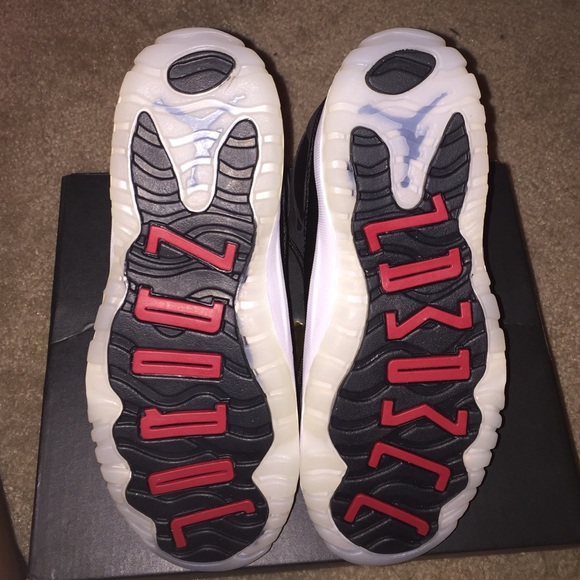 Jordan 11s! - Picture 2 of 4