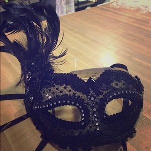 Black Masquerade Mask