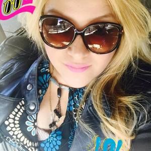 Meet your Posher, Abigail