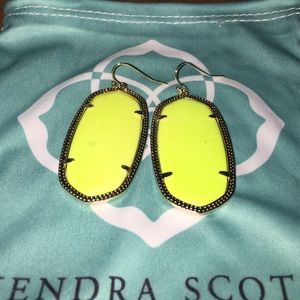 Kendra Scott Neon Yellow Danielle