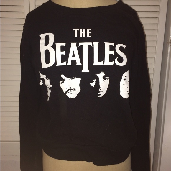 Black Beatles crew neck