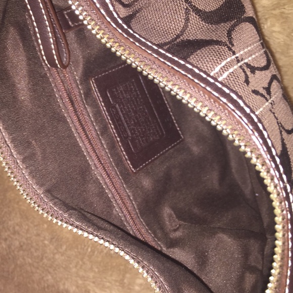 Coach purse - Picture 2 of 3