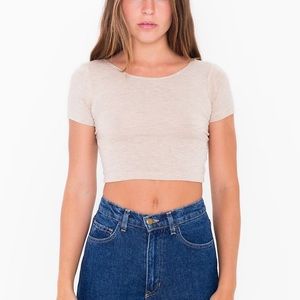 Cotton spandex crop tee in heather oatmeal.