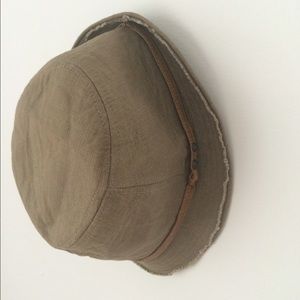 NWOT!! Tan Converse Fedora