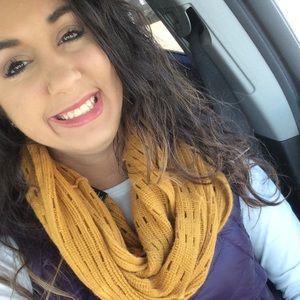 Meet your Posher, Stephanie