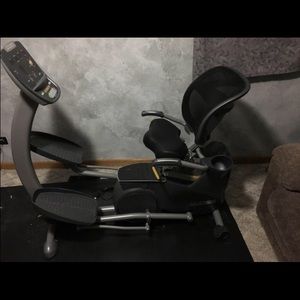 Octane Fitness- XR3C Elliptical Machine