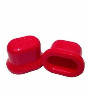 Full lips lip plump enhancer.