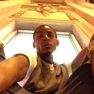 Meet your Posher, Elliot