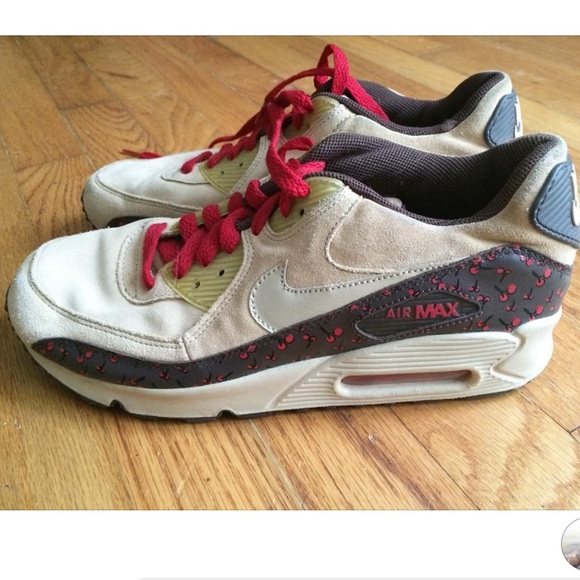 Nike AirMax 90 Limited Edition Cherrybombs