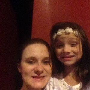 Meet your Posher, Sapphire