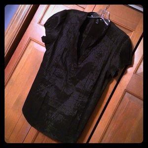 H&M💙Black Button down blouse, like new, size 16