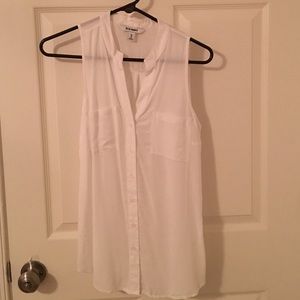 Old Navy: Lightweight sleeveless top