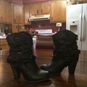 Not rated swanky boots 9