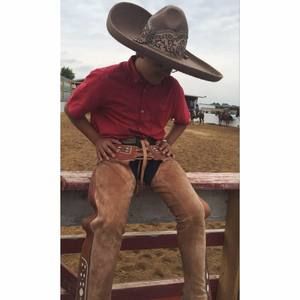 Meet your Posher, Jonathan