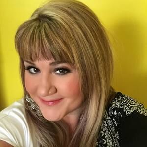 Meet your Posher, Christa