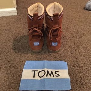 Toms Tribal Boots