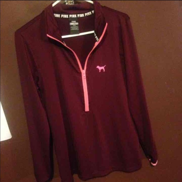Vs pink ultimate half zip