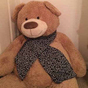 Top it Off: Leopard printed scarf