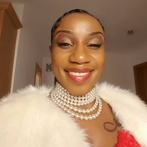 Meet your Posher, Holdno