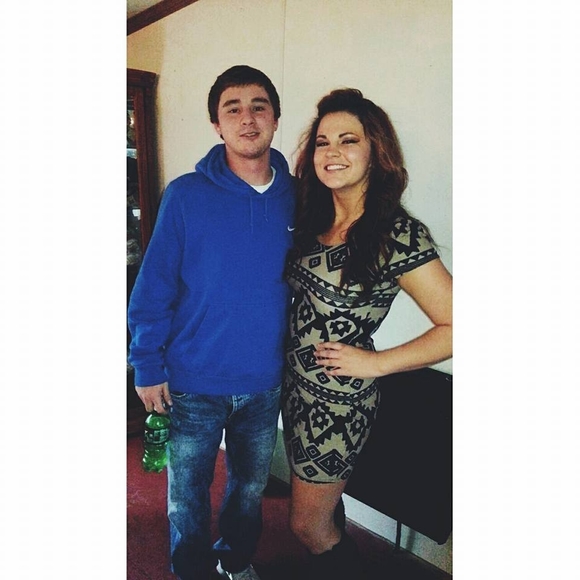 Meet your Posher, Olivia - Picture 1 of 1