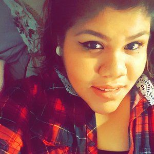 Meet your Posher, Beatriz carolina