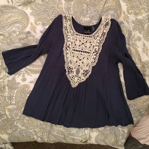 Blue boho shirt with lace detail