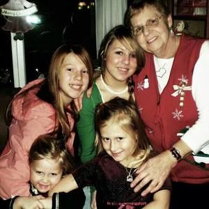 Meet your Posher, Jenna