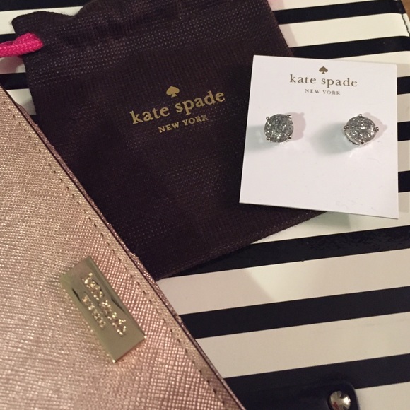 kate spade Jewelry - 🎄🎁NWT Kate Spade Silver Glitter Earrings