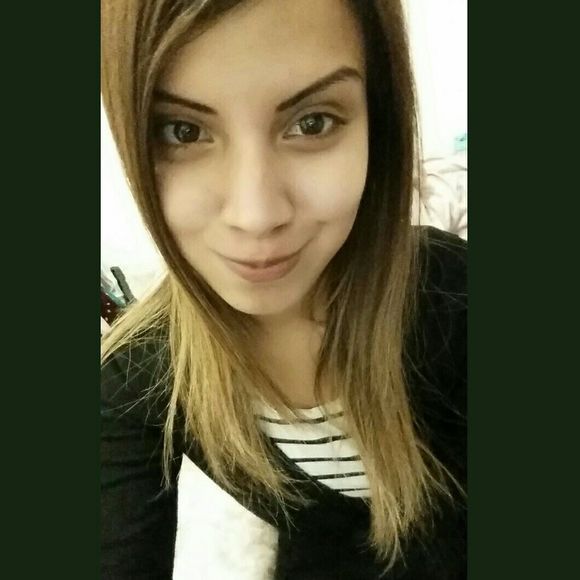 Meet your Posher, Karlita