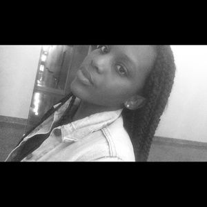 Meet your Posher, Kadija