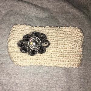 Beautiful Crochet Head Piece! brand new