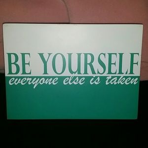 Be yourself room decoration