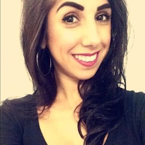 Meet your Posher, Julie