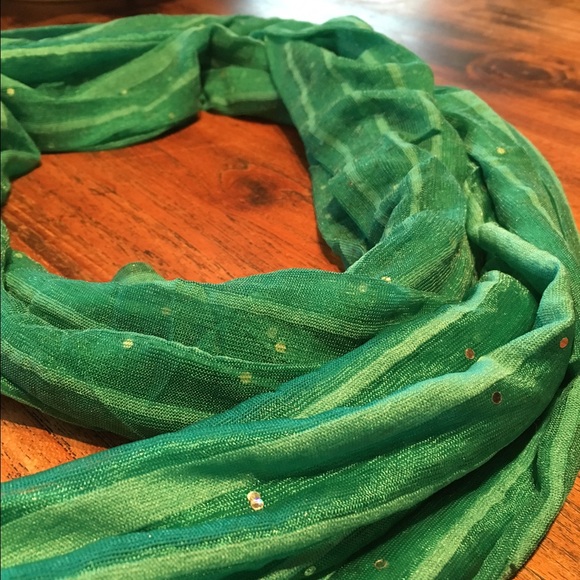 Turquoise scarf - Picture 2 of 2