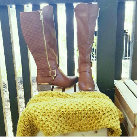 Cognac Boots Size 7.5