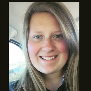 Meet your Posher, Melanie