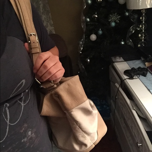 🚫SOLD🚫Burberry bag - Picture 3 of 4