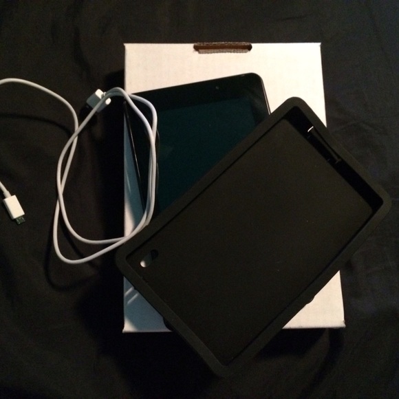 Android Tablet - Picture 2 of 4