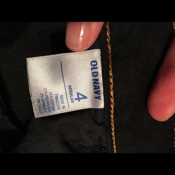 Old Navy rockstar skinny jeans - Picture 2 of 3