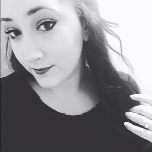 Meet your Posher, Brianne