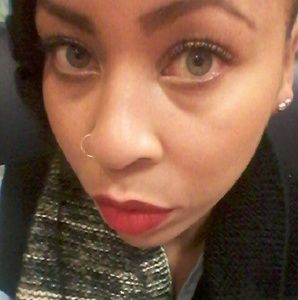 Meet your Posher, Sharay