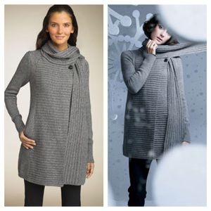 Theory Verdana Inclusive Tie Sweater in Charcoal