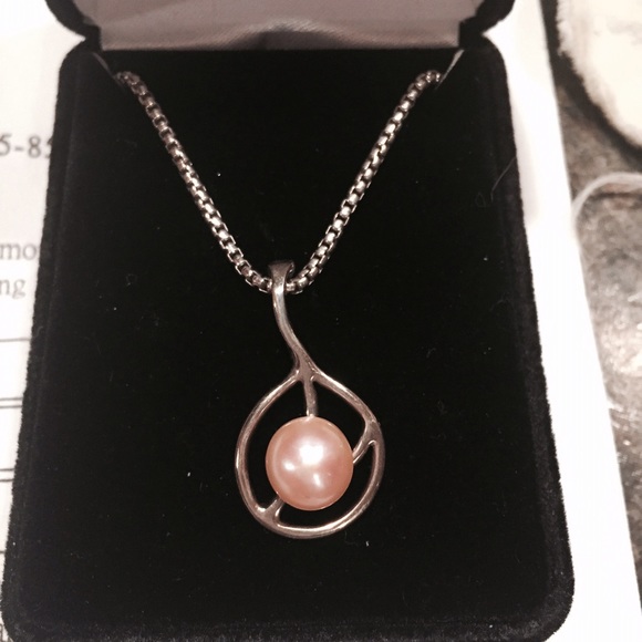 Stunning piece by Robert Giede jeweler.
